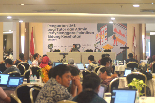 Penguatan LMS Bagi Tutor dan Admin Pelatihan Jarak Jauh Bidang Kesehatan Batch 4